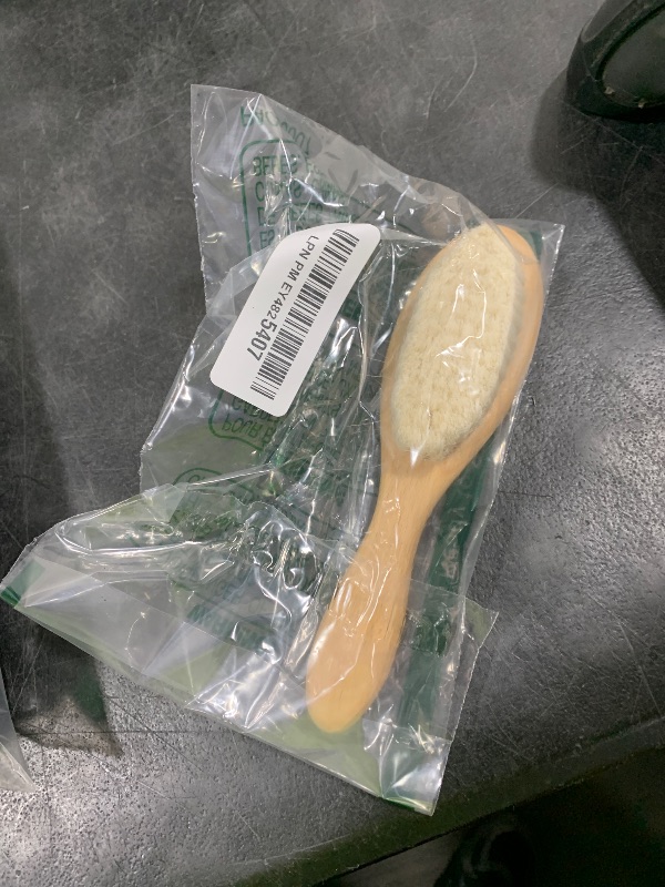 Photo 1 of BABY BRUSH 