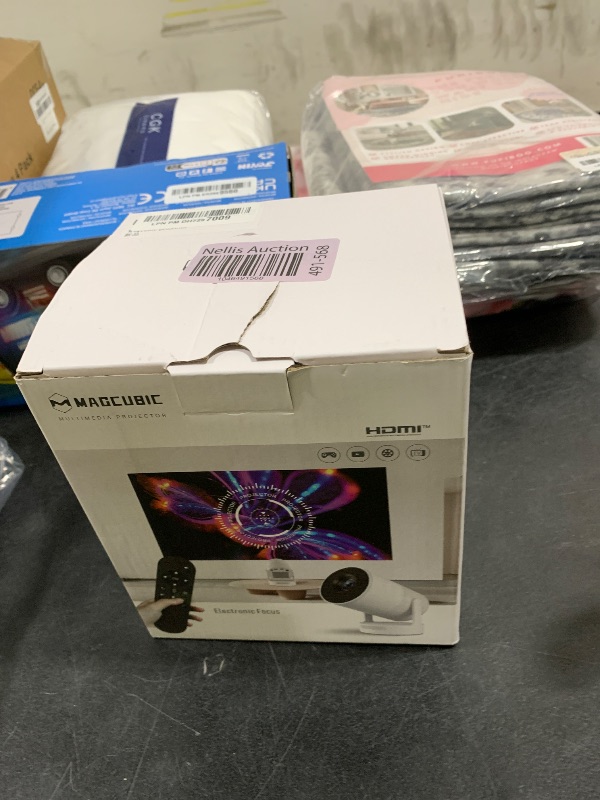 Photo 1 of ?Electric Focus?Magcubic Mini Projector 4K Support, Portable Projector with WiFi 6 and Bluetooth 5.4, Smart Proyector, 5W Soundbase Speaker, 180° Rotation for Home Theater HY300 Ultra