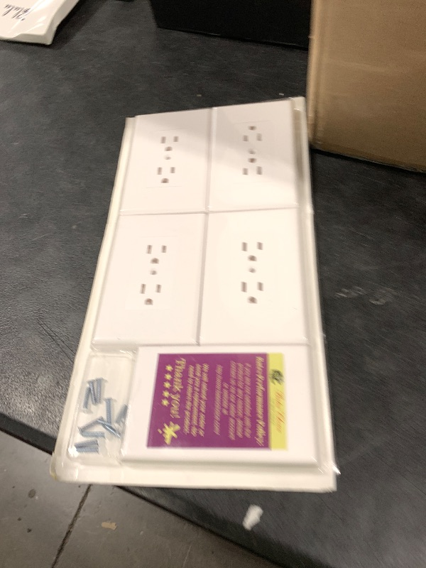 Photo 1 of Bates Duplex Wall Outlet Covers - 10 Pack, White Wall Plates