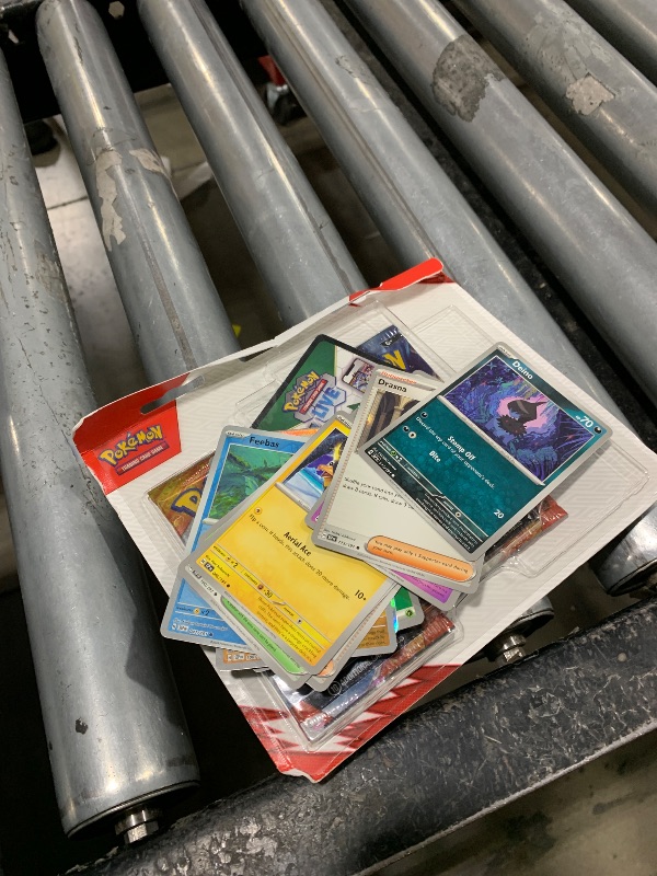 Photo 1 of Pokemon TCG Scarlet & Violet Destined Rivals Three Booster Blister Pack (Receive one at Random)