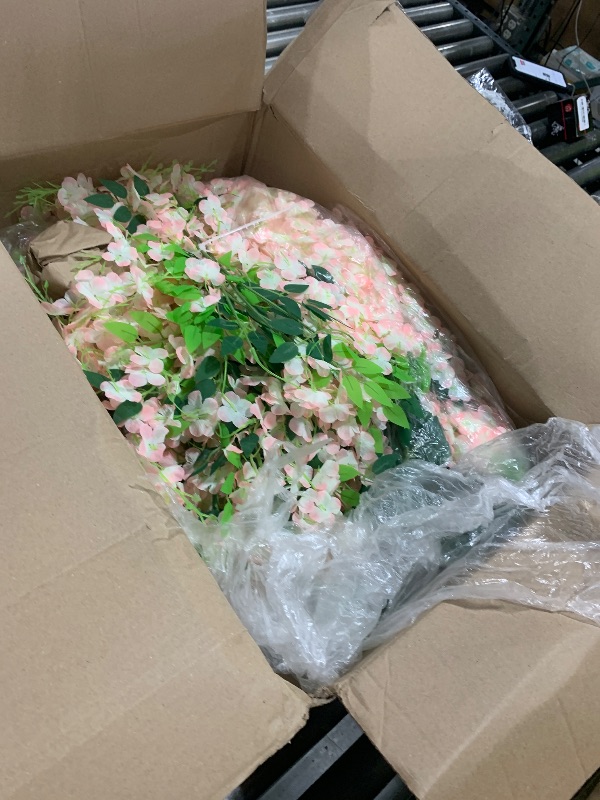 Photo 1 of 40 Pack Light Pink Wisteria Hanging Flowers, Fake Hanging Flowers for Decoration, Artificial Hanging Flowers,Vines for Bedroom,Flower Garland for Home,Party,Garden, Wall,Wedding Decoration(3.6 Ft/Pcs)