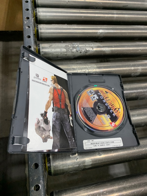 Photo 1 of Duke Nukem Forever - PC