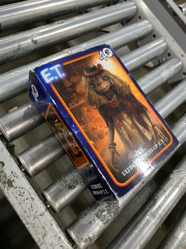 Photo 1 of NECA E.T. The Extra Terrestrial: 40th Anniversary Ultimate 7-Inch Scale Action Figure, Dress-Up E.T.