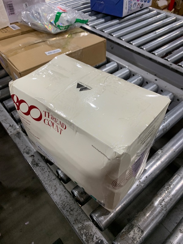 Photo 1 of Mayfair Linen 100% Egyptian Cotton Sheets California King Size - 800 Thread Count 4 PC Luxury White Cal King Sheets, 16" Deep Pocket Hotel Sheet, Sateen Weave, Extra Soft Cooling Cal King Sheet