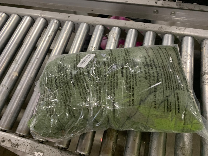 Photo 1 of Green towels 