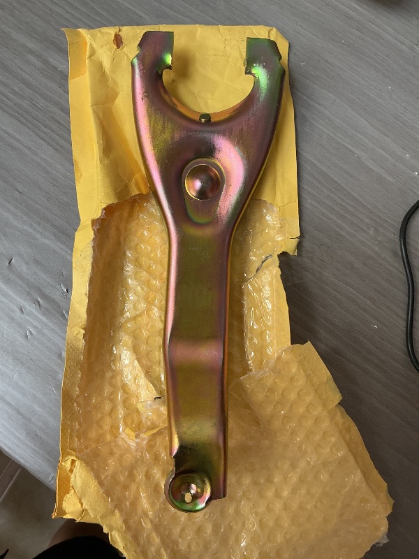 Photo 1 of AULINK Clutch Fork 3892632 14037647 14066235 OE Replacement For 1968-1972 Chevy Camaro Chevelle Nova El Camino Monte Carlo GMC Sprint Most 3, 4, 5 Speed Transmissions GM