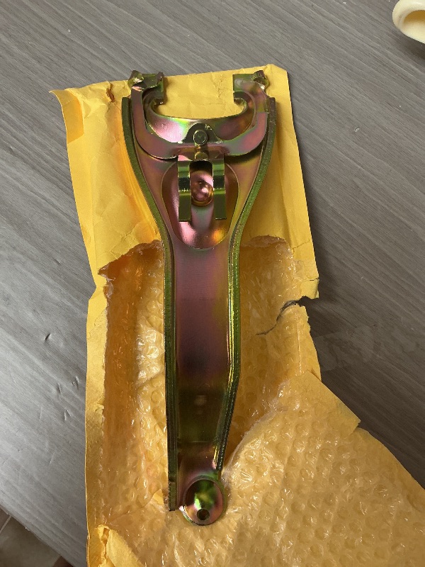Photo 1 of AULINK Clutch Fork 3892632 14037647 14066235 OE Replacement For 1968-1972 Chevy Camaro Chevelle Nova El Camino Monte Carlo GMC Sprint Most 3, 4, 5 Speed Transmissions GM
