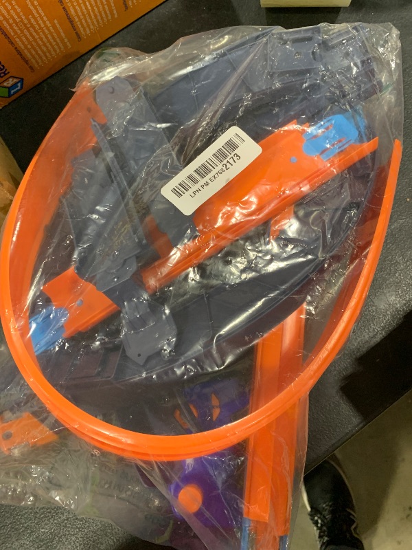 Photo 1 of Hot Wheels Toy Car RC Set with 1:64 Scale Remote-Control Vehicle & 30+ Pieces of Race Track to Create Multiple Configurations