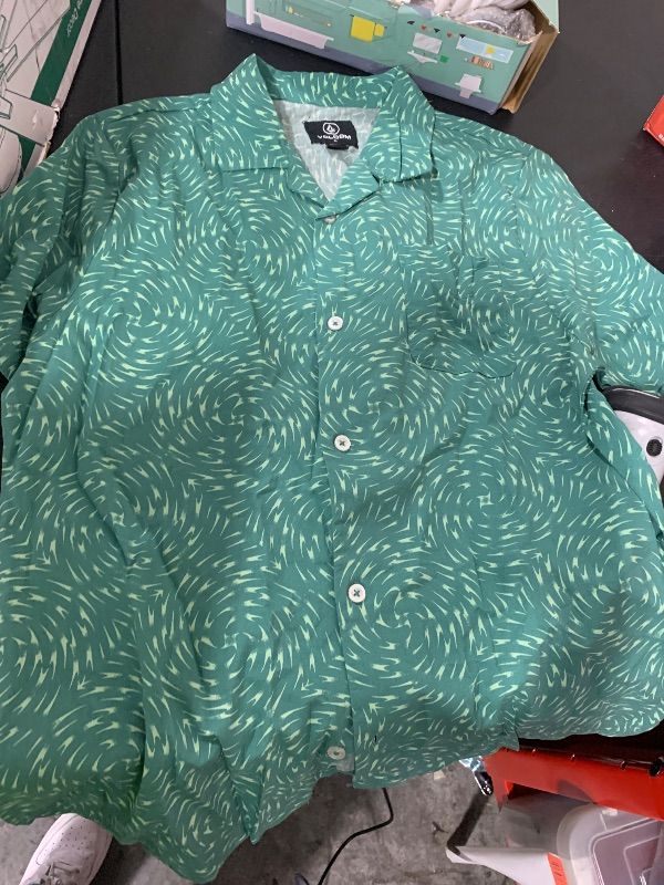 Photo 1 of Volcom Boys Short Sleeve Button Down Shirt - Cotton Woven Hawaiian Beach Shirts - Casual Summer Collared Shirts for Boys, Size 16, Black Floral