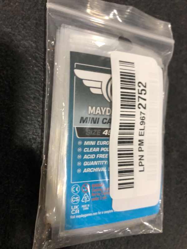 Photo 1 of Mayday Games Mini Card Sleeve 45 MM X 68 MM pack of 200