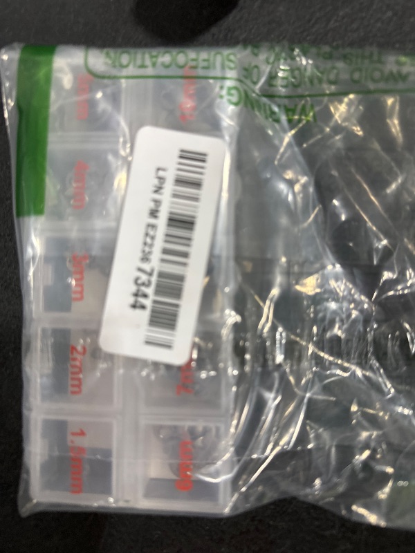 Photo 1 of 304 Stainless Steel E Clip Assortment Kit E-Clip External Retaining Ring Assortment Set (M1.5-M10,120 PCS)