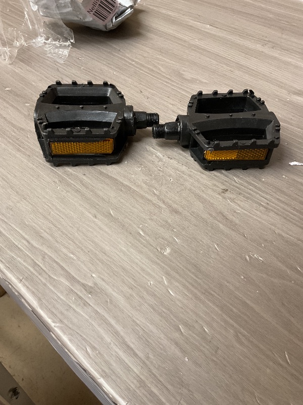 Photo 1 of N3od3er Kids Bike Pedals Upgraded Resin 1 Pair 16‘’ 18‘’ 1/2-Inch New