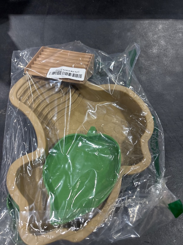 Photo 1 of PINVNBY 3 PCS Tortoise Water Dish Plastic Reptile Bathing Pool with Removable Ramp and Leaf Reptile Food Dish & Water Bowl Tortoise Habitat Accessories for Turtle Lizard Gecko Snake (Yellow)