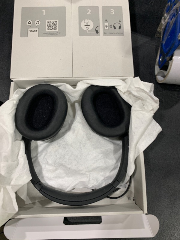 Photo 1 of Sony WH-CH720N Noise Canceling Wireless Headphones Bluetooth Over The Ear Headset with Microphone and Alexa Built-in, Black New