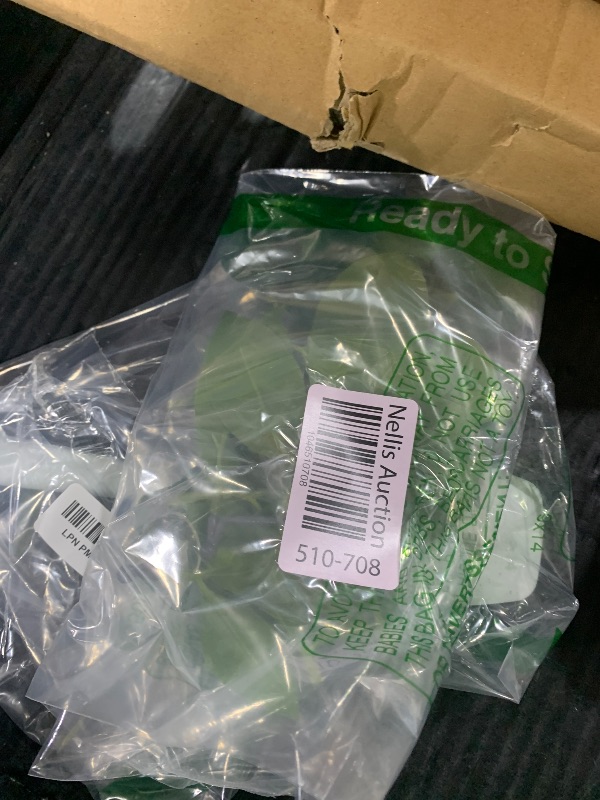 Photo 1 of Josojoou 5pcs Betta Hammock, Betta Leaf Hammock Aquarium Decor, The Natural Habitat for Betta Spawning Grounds Resting Bed with Plastic Suction Cup, Fish Tank Decorations and Accessories