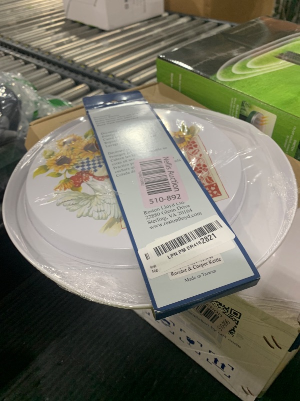 Photo 1 of Reston Lloyd, Burner Covers For Electric Stovetop, Decorative Lightweight Tin Covers, Set of 4 (2-8 inch & 2-10 inch), Conceals Messy Drip Pans, Country Kettle