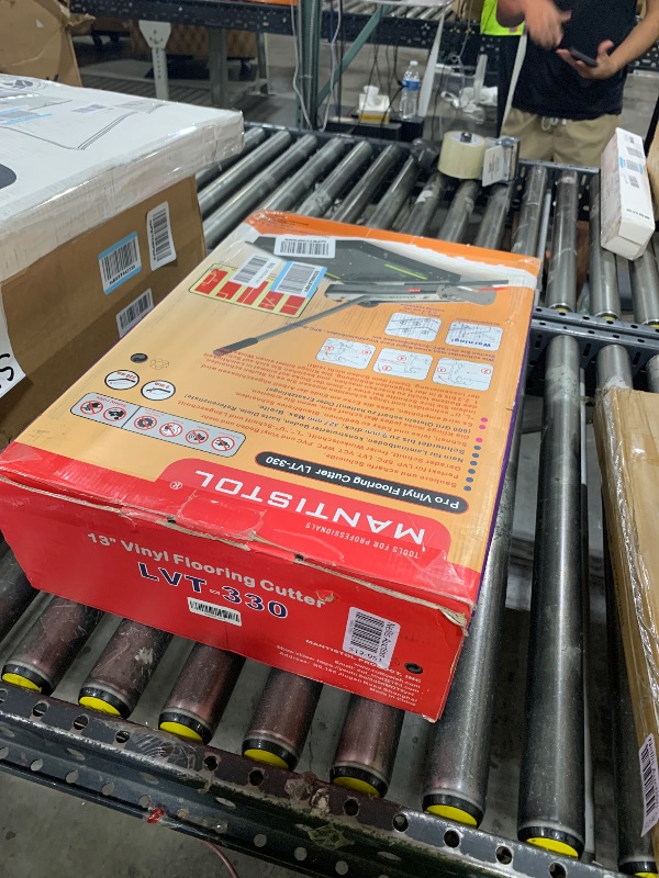 Photo 1 of MantisTol 13" Pro SPC, LVP, LVT, WPC, RVP, VCT, PVC and Rigid Core Vinyl Flooring Cutter LVT-330; Cuts up to 5/16" (8mm) thick !