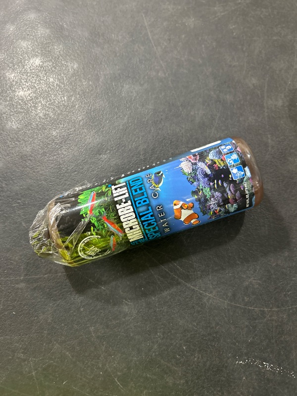 Photo 1 of MICROBE-LIFT NITEH16 Nite-Out II Aquarium and Fish Tank Cleaner for Rapid Ammonia and Nitrite Reduction, Freshwater and Saltwater, 16 Ounces