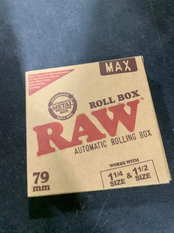 Photo 1 of RAW 79mm Adjustable Automatic Cigarette Rolling Box (RED)