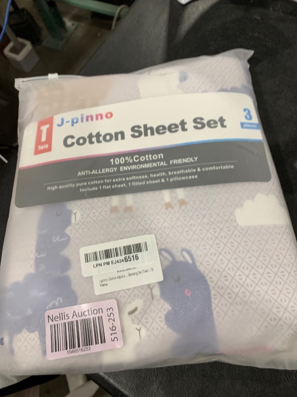 Photo 1 of J pinno Llamas Alpaca Twin Sheet Set Kids Girls Bedroom Decoration Gift, 100% Cotton, Flat Sheet + Fitted Sheet + Pillowcase Bedding Set (13, Twin)