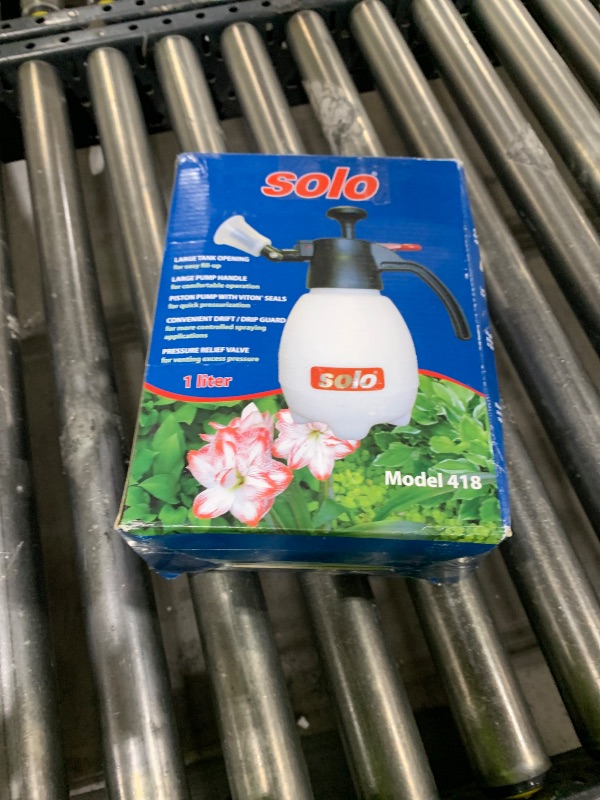 Photo 1 of Solo 418 One-Hand Pressure Sprayer with Ergonomic Grip for Gardening, Fertilizing, Cleaning & General Use Spraying, 1 Liter