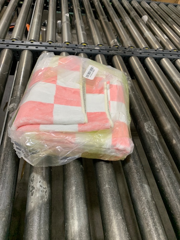 Photo 1 of Terrug Pink and White Checkered Area Rug for Kitchen,2x6 Runner Rugs Washable with Non Slip for Bedroom,Soft Low Pile Stain Resistance Retro Carpet for Entryway Hallway