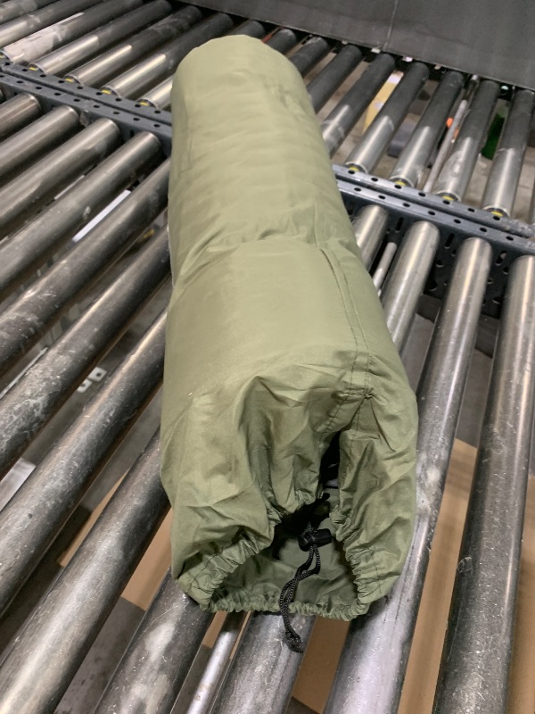 Photo 1 of World Famous Sports Self-Inflating Sleeping Pad
(12)
