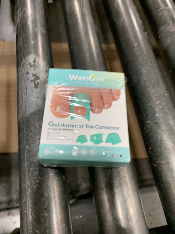 Photo 1 of Welnove Hammertoe Corrector - 6 Pack Toe Splints - Soft Gel Toe Straighteners - Realign Bent, Curled, Crooked, Claw, Hammer Toes - Toe Corrector for Men and Women, 3 Different Sizes (Green)