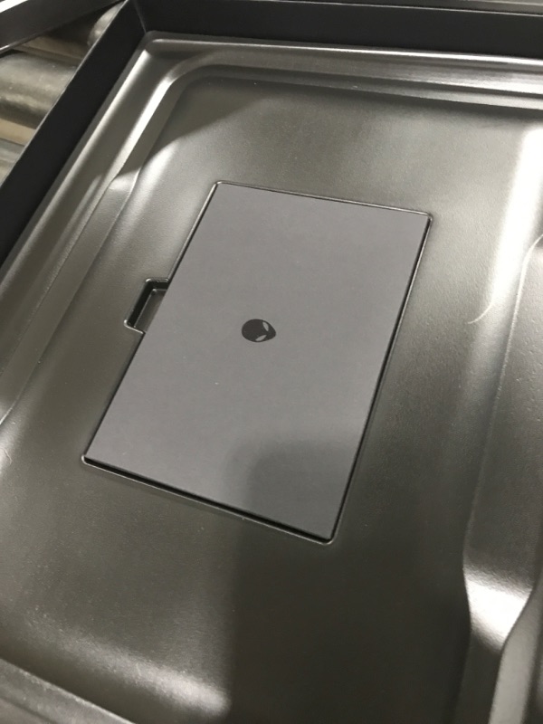 Photo 1 of Alienware X16 R2 Gaming Laptop - 16-inch QHD+ 240Hz 3ms Display, Intel Core Ultra 7-155H, 16GB LPDDR5X RAM, 1TB SSD, NVIDIA GeForce RTX 4070 8GB GDDR6, Windows 11 Home, Onsite Service - Lunar Silver