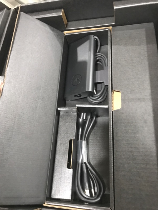 Photo 1 of Alienware X16 R2 Gaming Laptop - 16-inch QHD+ 240Hz 3ms Display, Intel Core Ultra 7-155H, 16GB LPDDR5X RAM, 1TB SSD, NVIDIA GeForce RTX 4070 8GB GDDR6, Windows 11 Home, Onsite Service - Lunar Silver