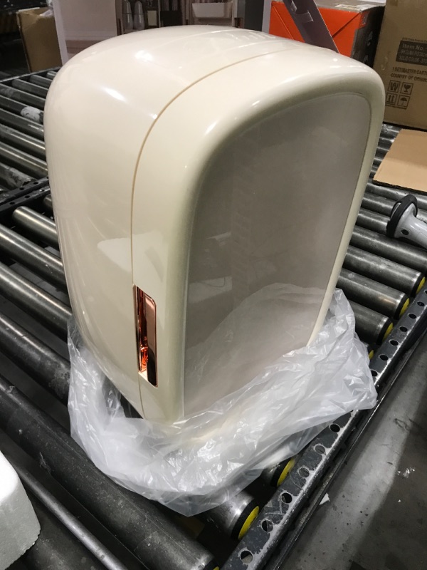 Photo 1 of Cooluli B12LW 12L Beauty Fridge, Pearl White