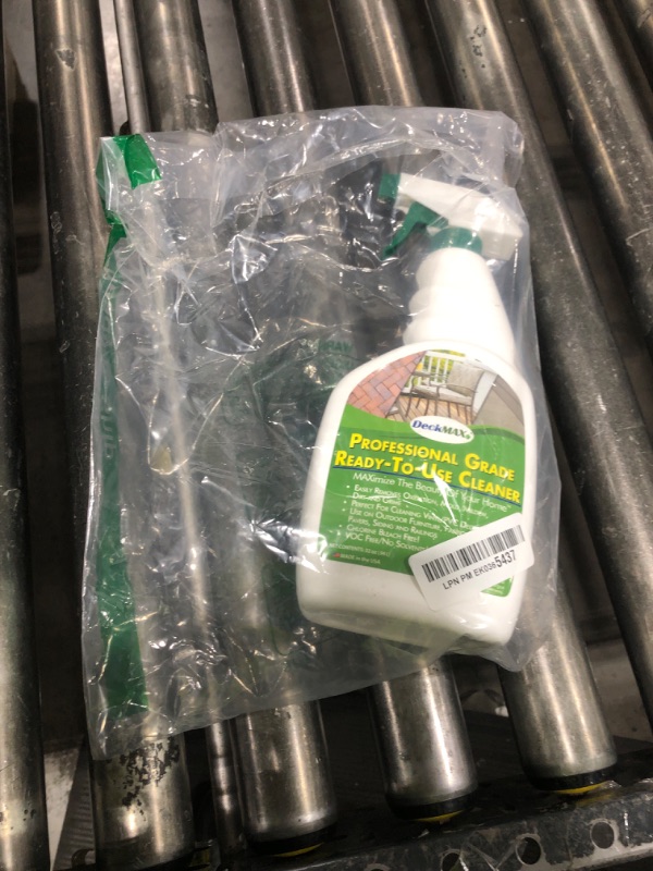 Photo 1 of DeckMAX PVC Wipe Bundle-Clean & Revitalize PVC Railings & Trim with Our PVC Wipe Bundle. Contains Complete kit to Clean and revitalize Your PVC railings, Posts & Trim Boards! Easy to use Wipes!