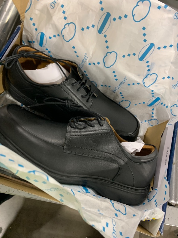 Photo 1 of Dr. Comfort Classic Mens Therapeutic Shoes-Extra Depth-Leather Diabetic Dress Shoe with Lace and Gel Inserts: Black 10 Wide (E/2E)