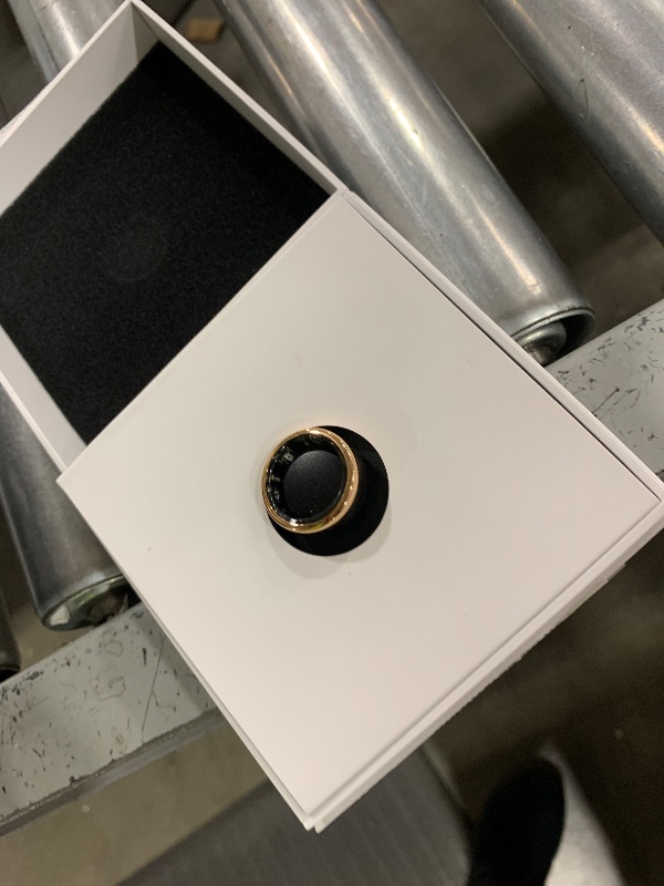 Photo 1 of Oura Ring Gen3 Horizon - Rose Gold - Size 8 - Smart Ring - Size First with Oura Ring Gen3 Sizing Kit - Sleep Tracking Wearable - Heart Rate - Fitness Tracker - 5-7 Days Battery Life