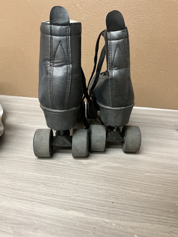 Photo 1 of XUDREZ Classic Roller Skates High-Top Double-Row Leather Roller Skates for Women and Men (Black Black Wheel,11)