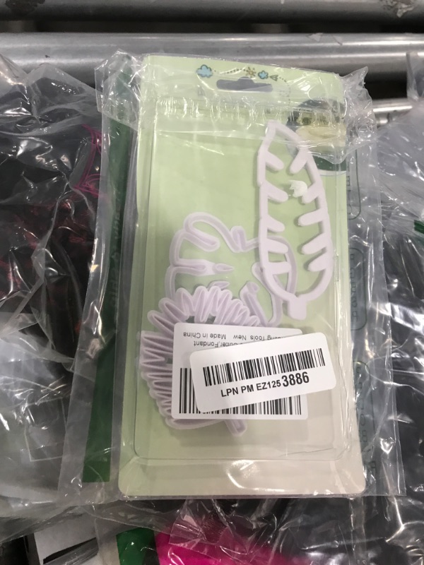 Photo 1 of Tropical Leaf Cookie Cutter,Hawaiian Palm Leaves Fondant Cutters Set for Gum Paste,Sugarcraft Candy Holiday Biscuit,Luau Cake Fondant Decorating Tools