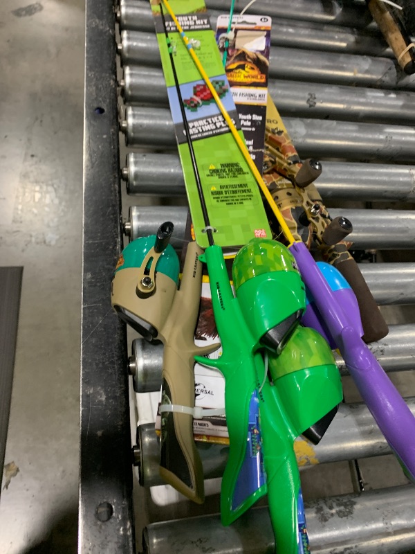 Photo 1 of Kid Casters: Minecraft Youth Fishing Kit | Spincast Reel & Practice Casting Plug | Small & Easy to Use (Pre-spooled with a 6-Pound Fishing line), 29.5 Inches Long