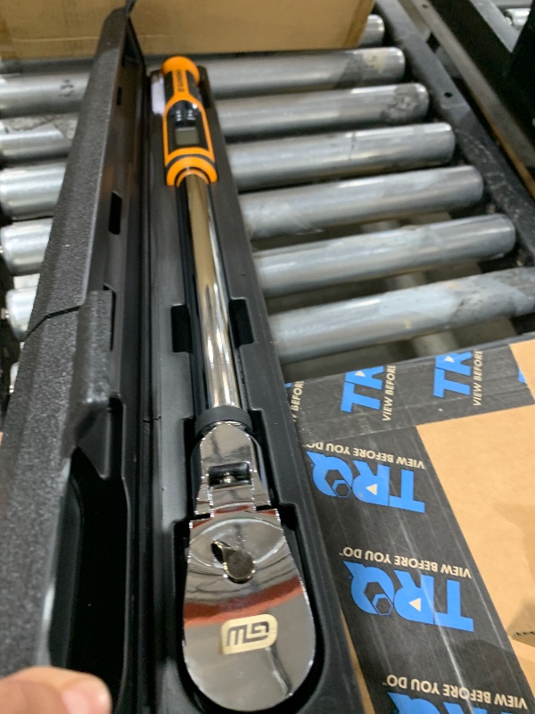 Photo 1 of GEARWRENCH "1/2" Flex Head Electronic Torque Wrench with Angle 25-250 ft/lbs. - 85079
