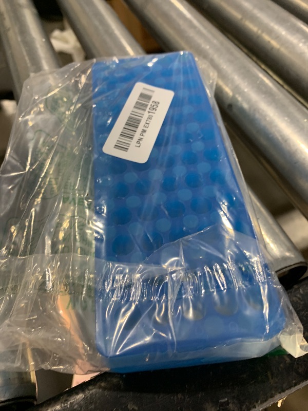 Photo 1 of 1Pcs Tube Rack,Microcentrifuge Tube Rack, Double-Sided Plate Centrifugal Pipe Rack, for 0.5ml-2ml Centrifugal Pipe, 60 Holes (Blue)