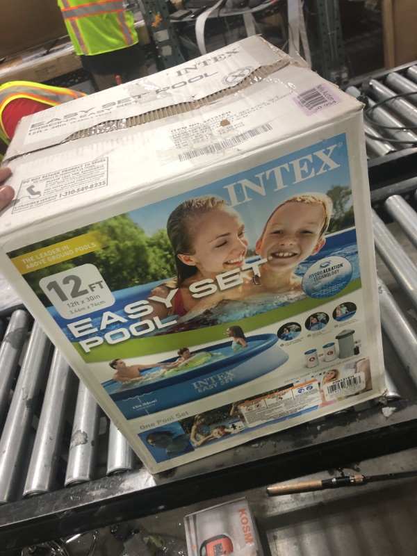Photo 1 of INTEX 28131EH Easy Set Inflatable Swimming Pool Set: 12ft x 30in – Includes 530 GPH Cartridge Filter Pump – Puncture-Resistant Material – 1485 Gallon Capacity – 23in Water Depth