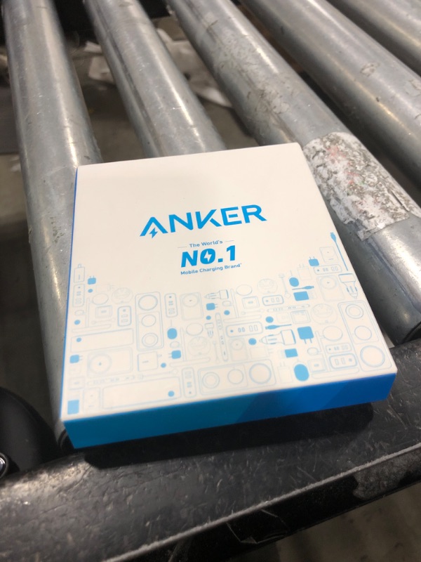 Photo 1 of Anker 622 Magnetic Battery (MagGo), 5,000mAh Foldable Magnetic Wireless Portable Charger with Stand and USB-C Port (On The Side), Magsafe-Compatible for iPhone 16/15/14/13 Series