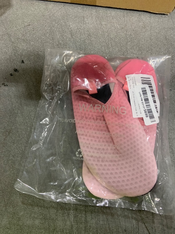 Photo 1 of JOINFREE Boys and Girls Summer Aqua Socks Water Shoes for Beach Games Outdoor Gradient Pink 4-4.5 Big Kid
