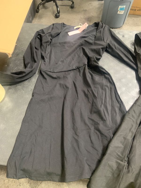 Photo 1 of WOMENS DRESS SIZE M 