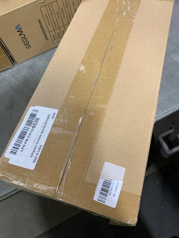 Photo 1 of Refrigerator Ice Maker Assembly W11546935 Compatible with Whirlpool Kenmore Amana,Fits Models W11700250 W11359448