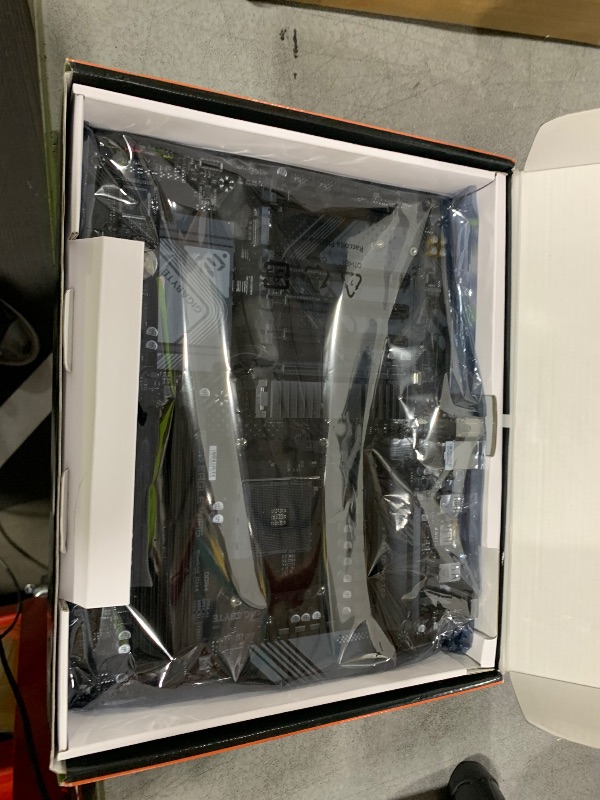 Photo 1 of GIGABYTE B550 Eagle WIFI6 Motherboard, Supports AMD AM4 Ryzen 5000 Processors, ATX, DDR4, 2X M.2, PCIe 4.0, WIFI6, 1GbE LAN, EZ-Latch