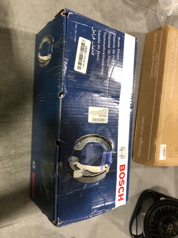 Photo 1 of ACDelco Gold 17473R Riveted Rear Drum Brake Shoe Set