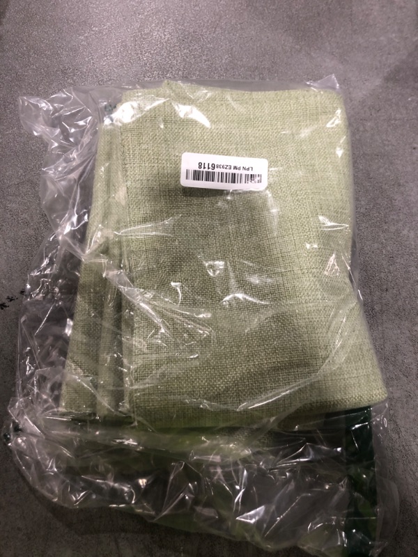 Photo 1 of Demetex Green Placemats Set of 6 Washable Place Mats Heat Resistant Table Mats Sage Placemat for Kitchen Dining Plate Tables, Green