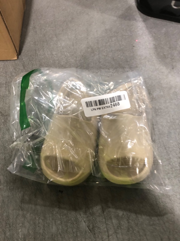 Photo 1 of Toddler Little Kids Slides Sandals, Kid Summer Slip On Slides Sandals,Slippers with Strap Anti-slip Water Shoes?Indoor Outdoor Lightweight Slippers Sandals for Boys and Girls