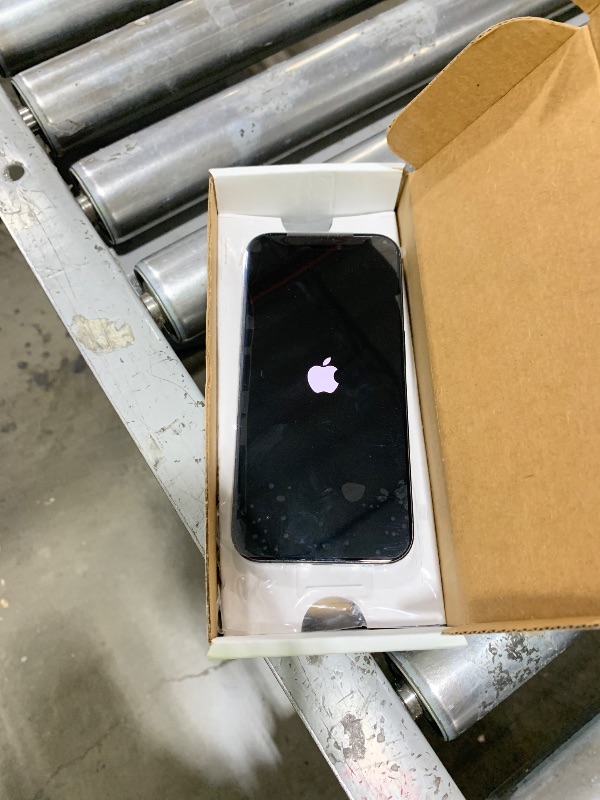 Photo 1 of Apple iPhone 15 Pro, 256GB, Black Titanium - Unlocked (Renewed)