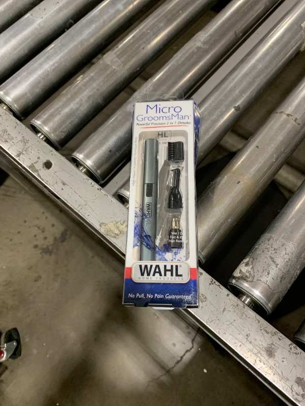 Photo 1 of Wahl Micro Groomsman Battery Personal Trimmer for Hygienic Grooming with Rinseable, Interchangeable Heads for Eyebrows, Neckline, Nose, Ears, & Other Detailing - 05640-600